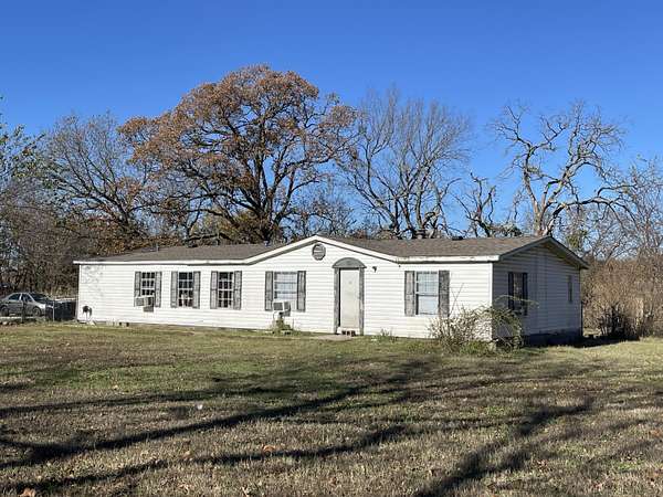 4.76 Acres of Land with Home for Sale in Galena, Kansas