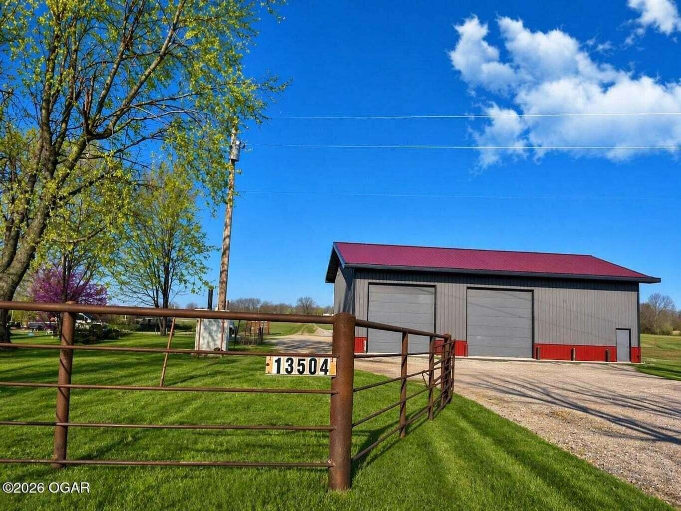 10 Acres of Residential Land for Sale in Neosho, Missouri