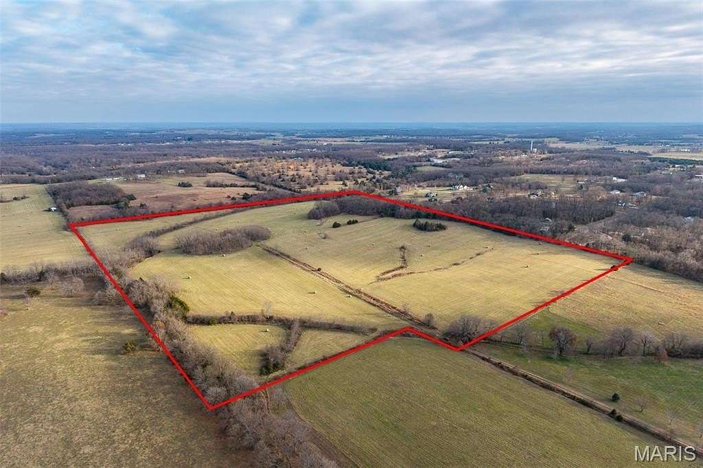 55 Acres of Recreational & Residential Land for Sale in Lebanon, Missouri