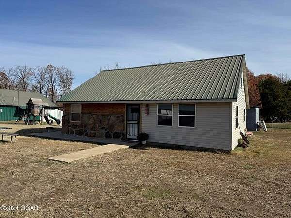 3.89 Acres of Land with Home for Sale in Wentworth, Missouri