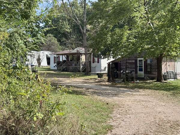 15 Acres of Land with Home for Sale in Mansfield, Missouri