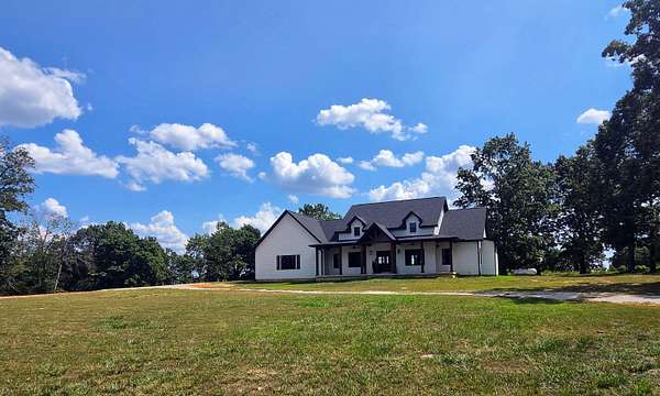 7 Acres of Land with Home for Sale in Thayer, Missouri
