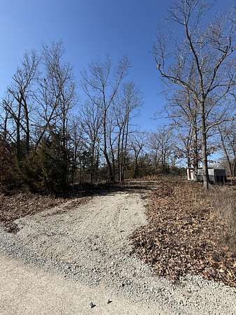 1.25 Acres of Land for Sale in Urbana, Missouri