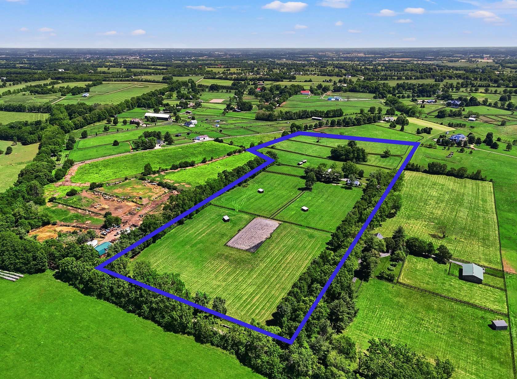 27.1 Acres of Land with Home for Sale in Lexington, Kentucky