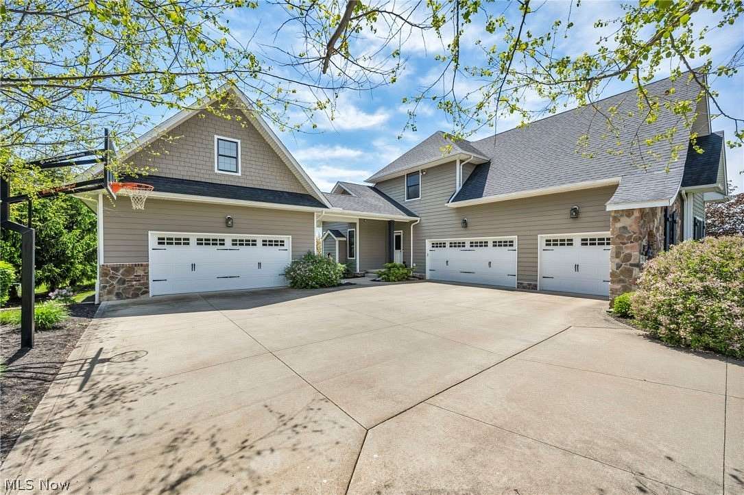 2 Acres of Land with Home for Sale in Medina, Ohio