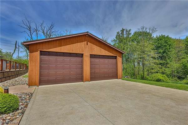 9.83 Acres of Land with Home for Sale in Alliance, Ohio