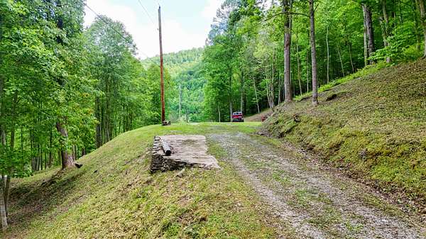 15 Acres of Recreational & Residential Land for Sale in Warbranch, Kentucky