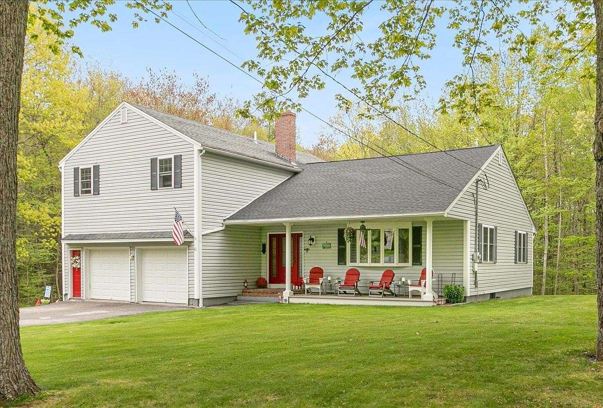 1.86 Acres of Land with Home for Sale in Plaistow, New Hampshire