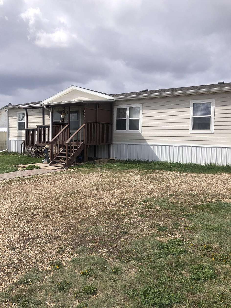 2.59 Acres of Land with Home for Sale in Belle Fourche, South Dakota
