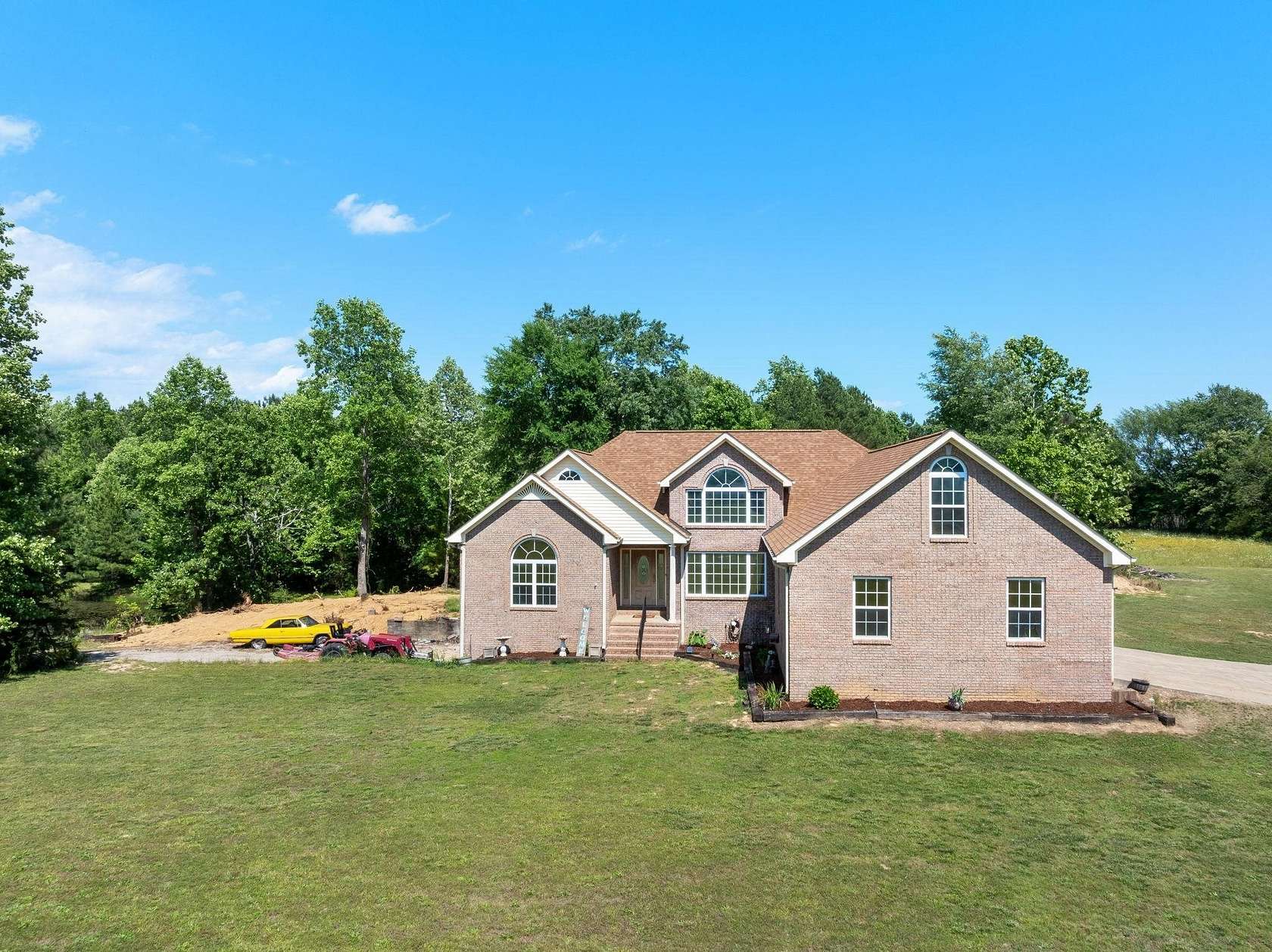 19 Acres of Land with Home for Sale in Rogersville, Alabama