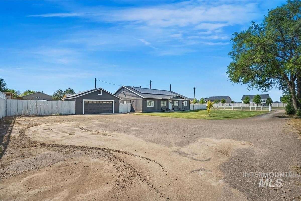 2.69 Acres of Land with Home for Sale in Nampa, Idaho
