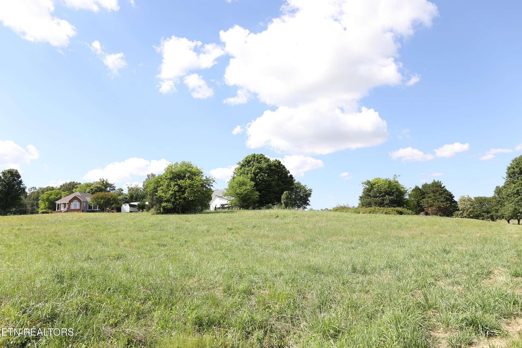 0.89 Acres of Residential Land for Sale in Madisonville, Tennessee