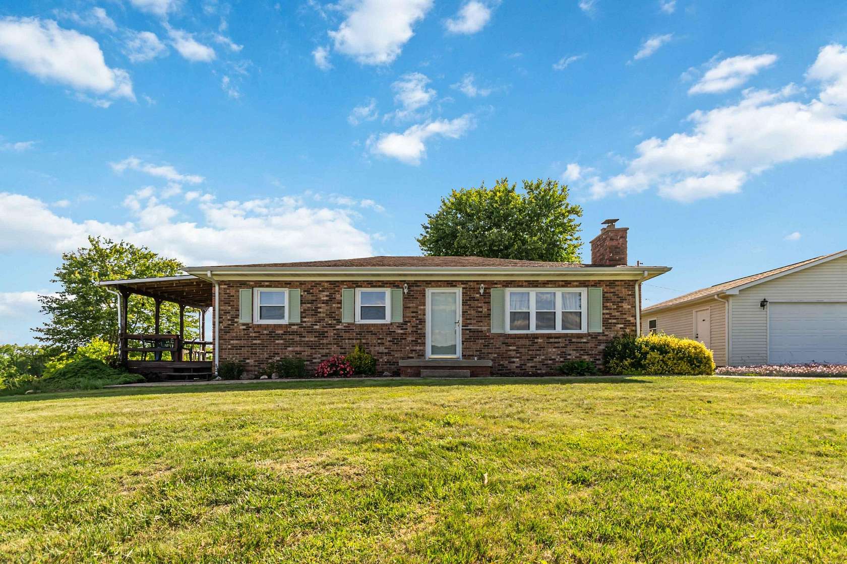 3.34 Acres of Land with Home for Sale in London, Kentucky