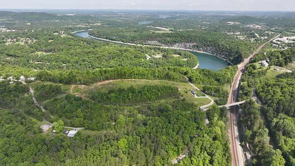 6 Acres of Land for Sale in Burnside, Kentucky