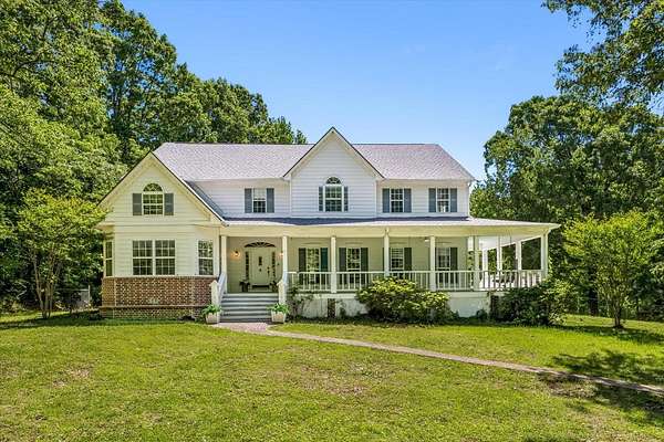 3.35 Acres of Land with Home for Sale in Cordova, Tennessee