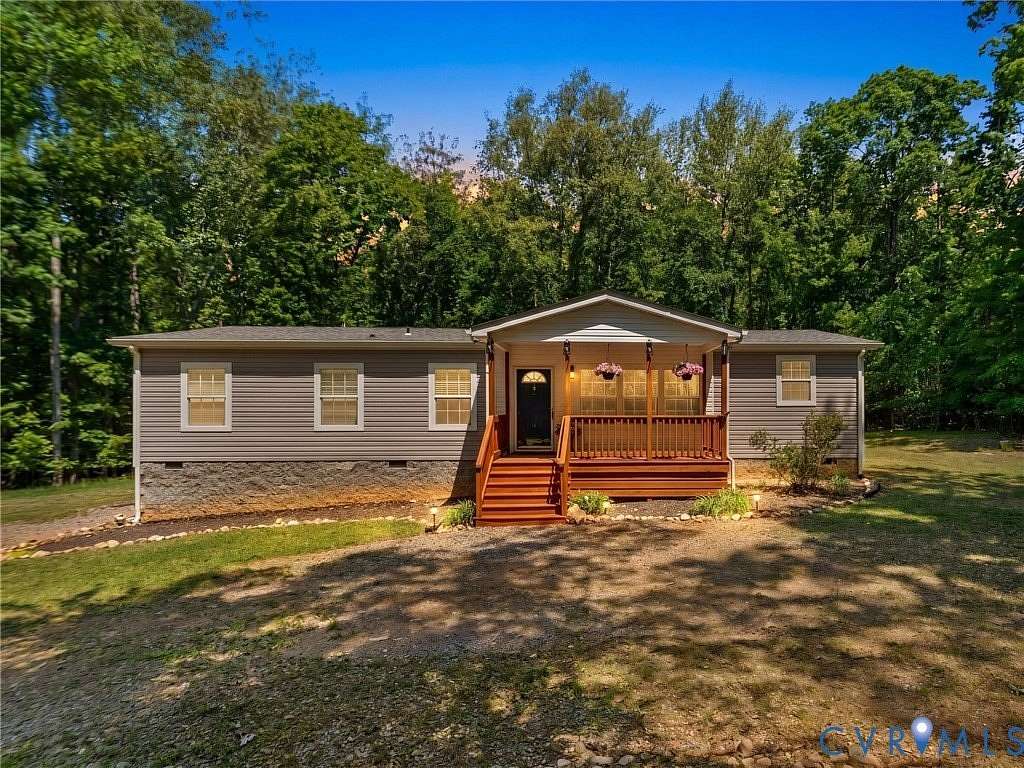 3 Acres of Land with Home for Sale in Amelia Court House, Virginia