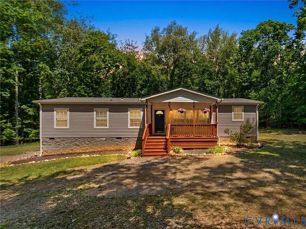 3 Acres of Land with Home for Sale in Amelia Court House, Virginia