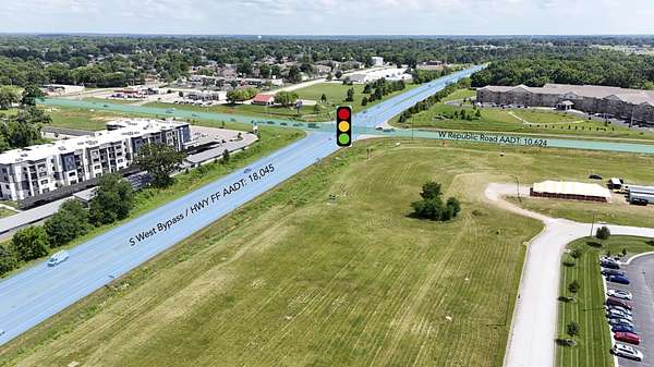 1.24 Acres of Mixed-Use Land for Lease in Battlefield, Missouri