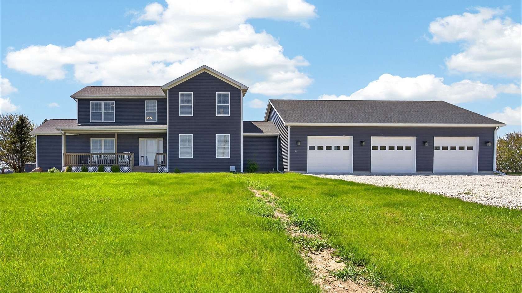 2.58 Acres of Land with Home for Sale in Colfax, Illinois