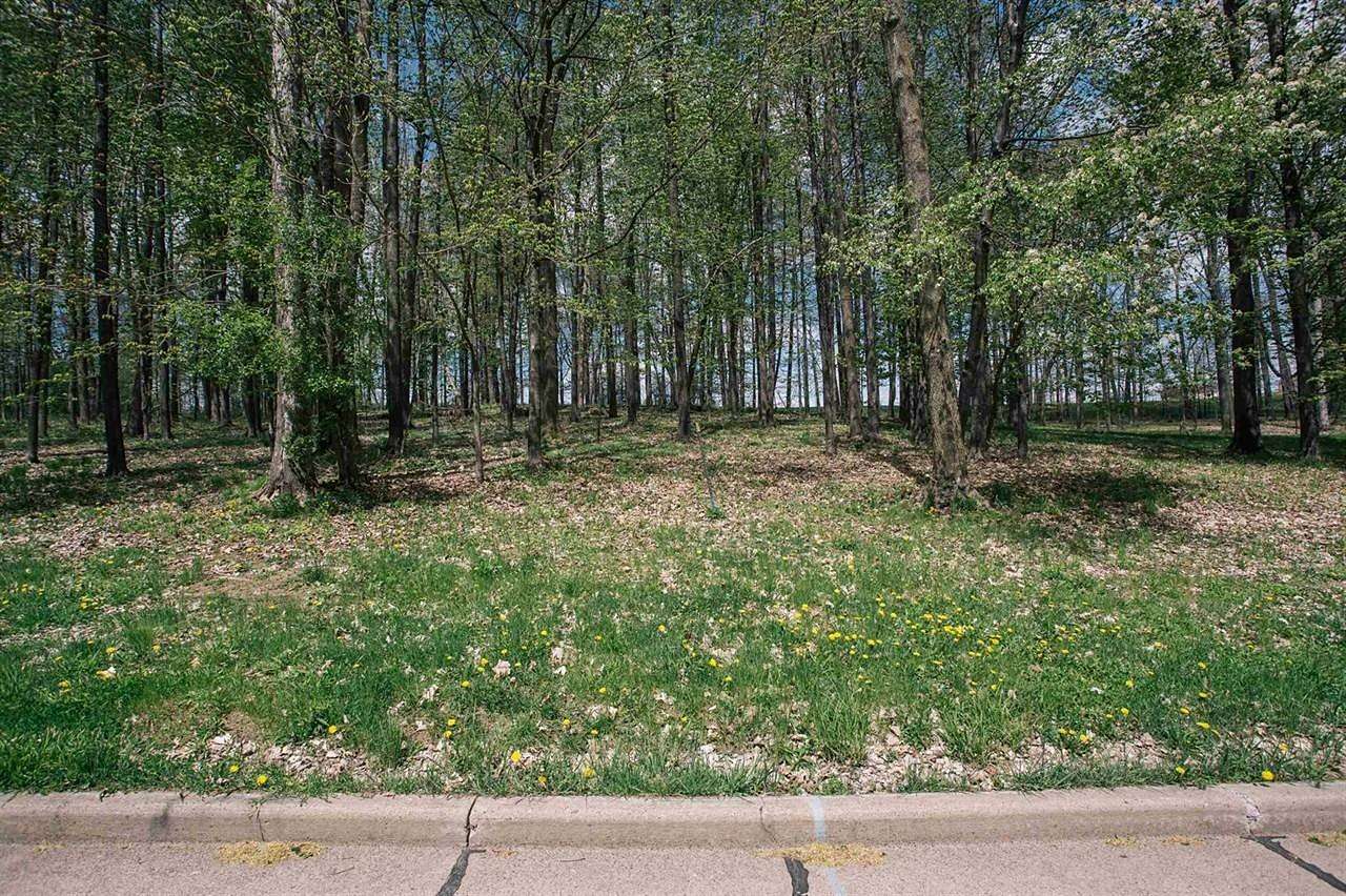 0.44 Acres of Residential Land for Sale in Neillsville, Wisconsin