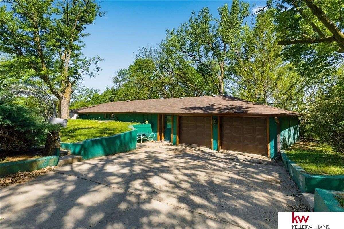 1.59 Acres of Land with Home for Sale in Plattsmouth, Nebraska