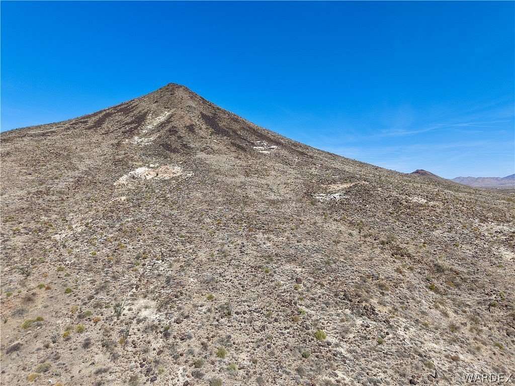 16.4 Acres of Recreational & Residential Land for Sale in Golden Valley, Arizona