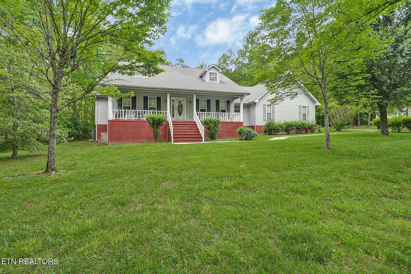 1.5 Acres of Land with Home for Sale in Crossville, Tennessee