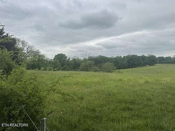 60.8 Acres of Land for Sale in Clarksville, Tennessee