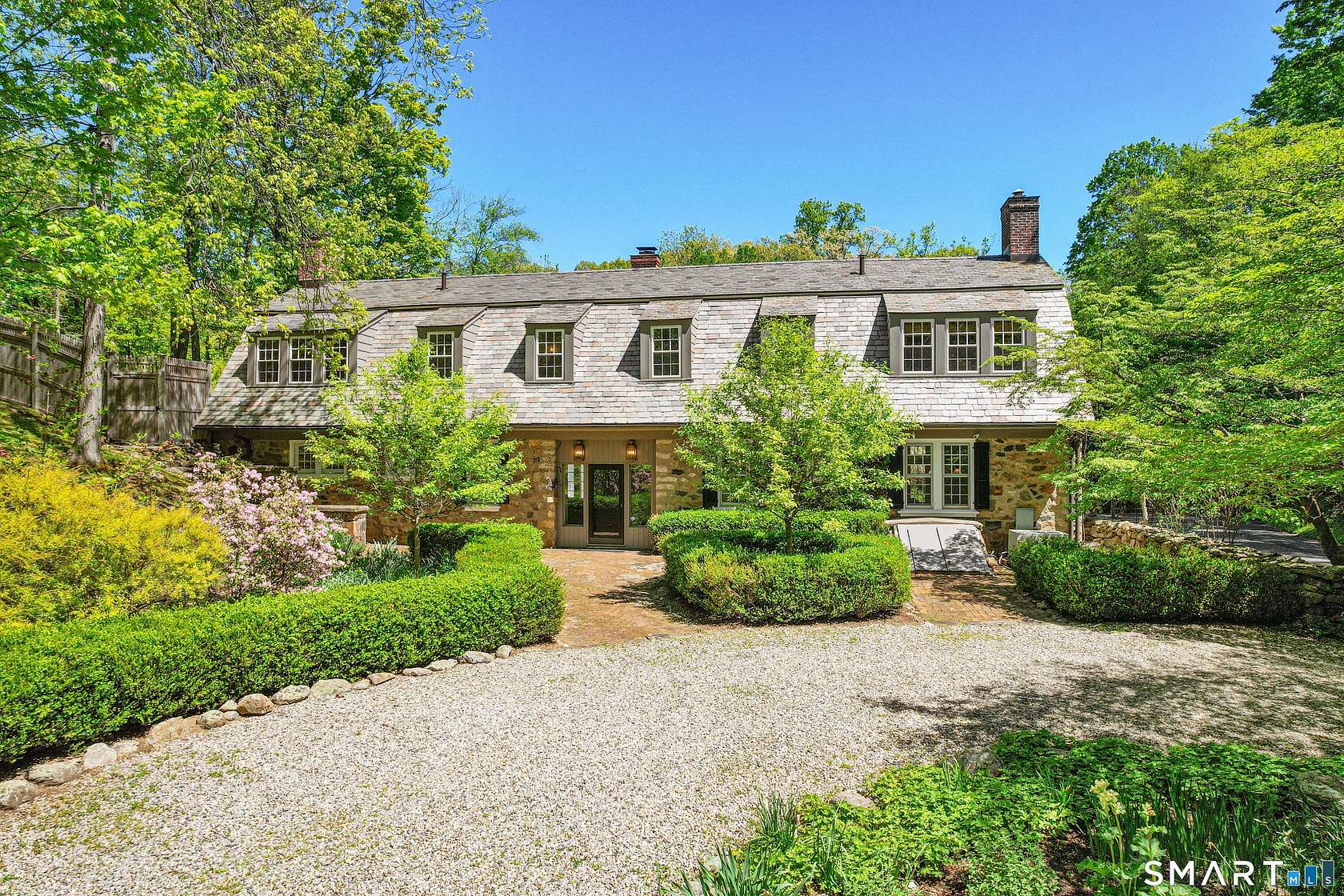 2.1 Acres of Land with Home for Sale in Ridgefield, Connecticut