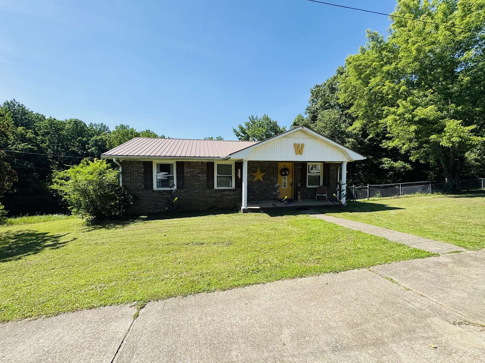 1.6 Acres of Land with Home for Sale in Dover, Tennessee