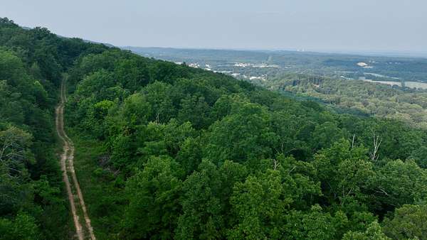 26.8 Acres of Recreational & Residential Land for Sale in Hixson, Tennessee