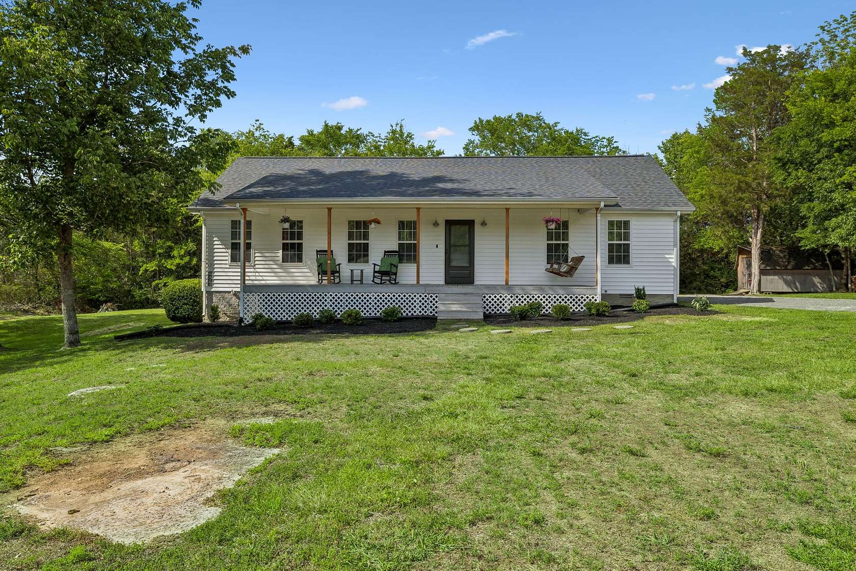 2.26 Acres of Land with Home for Sale in Lebanon, Tennessee
