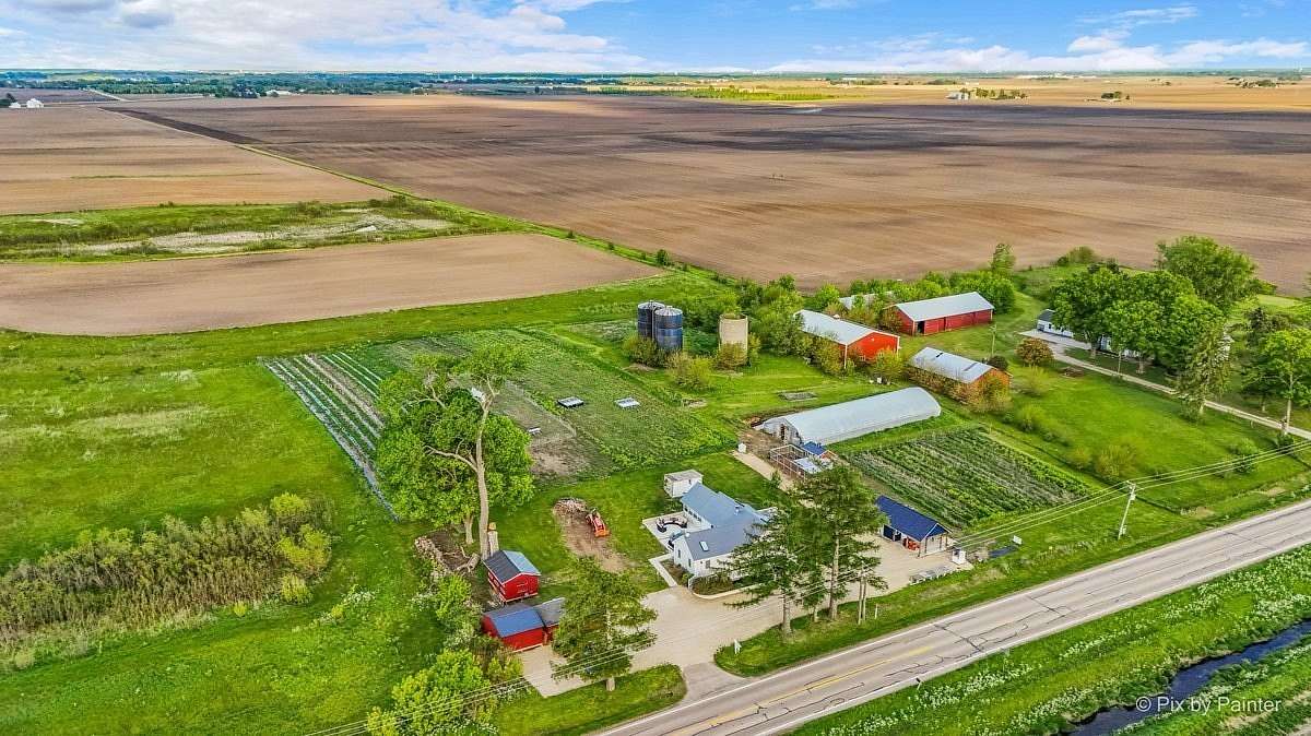 2.44 Acres of Improved Mixed-Use Land for Sale in Elburn, Illinois