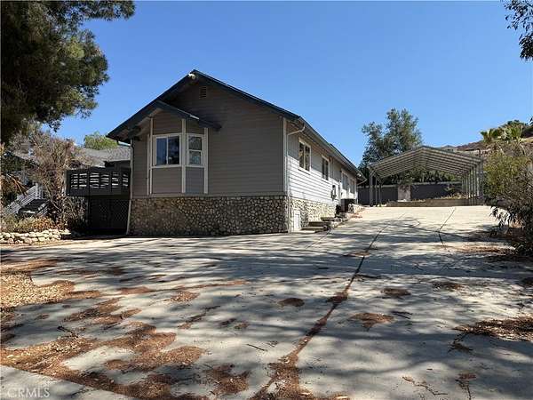 1.68 Acres of Land with Home for Sale in Hemet, California