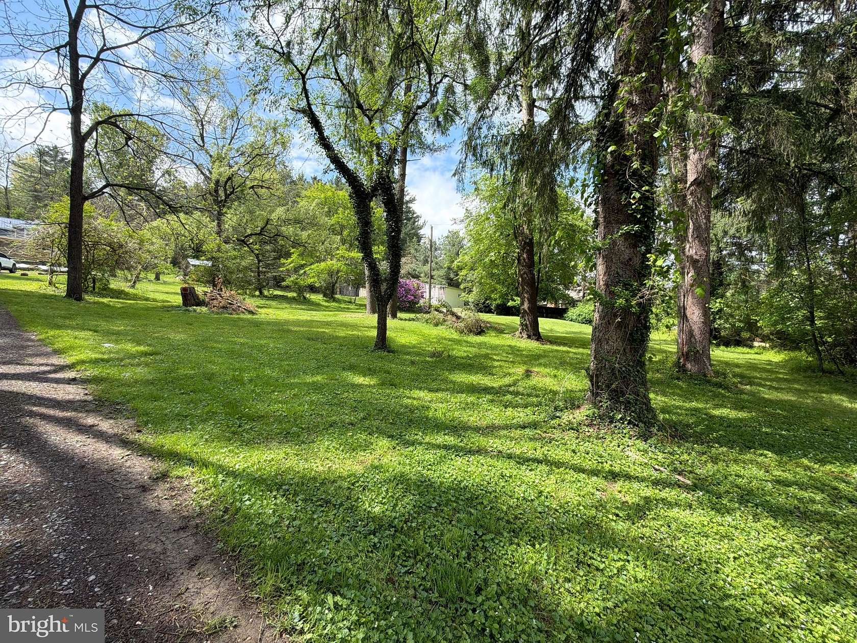 1 Acre of Residential Land for Sale in Fayetteville, Pennsylvania