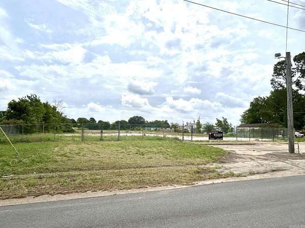 3 Acres of Improved Commercial Land for Sale in Jonesboro, Arkansas
