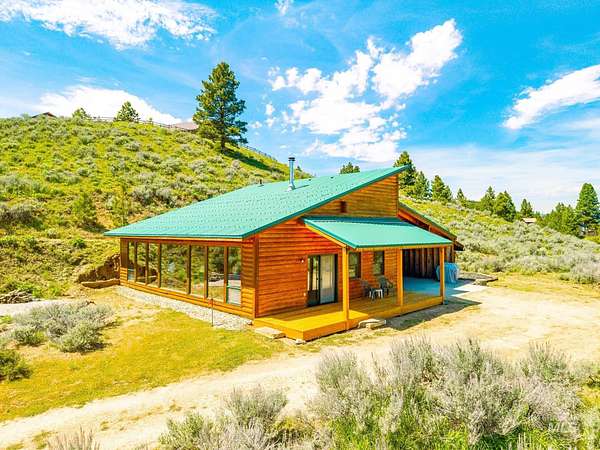 1.5 Acres of Land with Home for Sale in Boise, Idaho