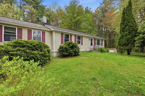 1.52 Acres of Land with Home for Sale in Londonderry, New Hampshire