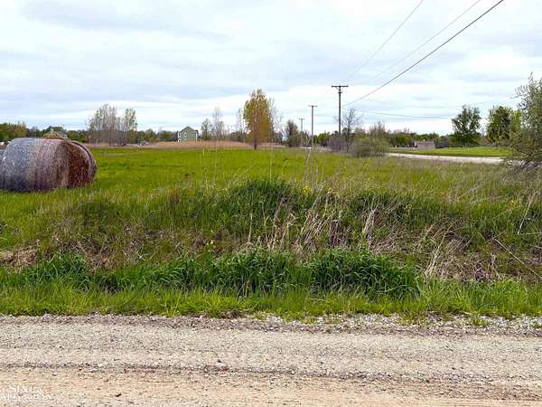 5.1 Acres of Residential Land for Sale in Columbus, Michigan