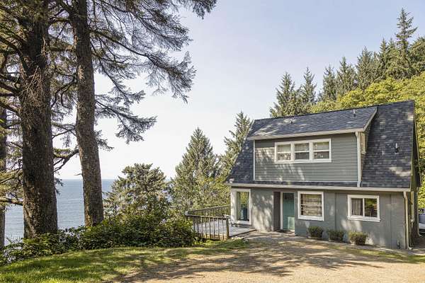 7.1 Acres of Land with Home for Sale in Lincoln City, Oregon