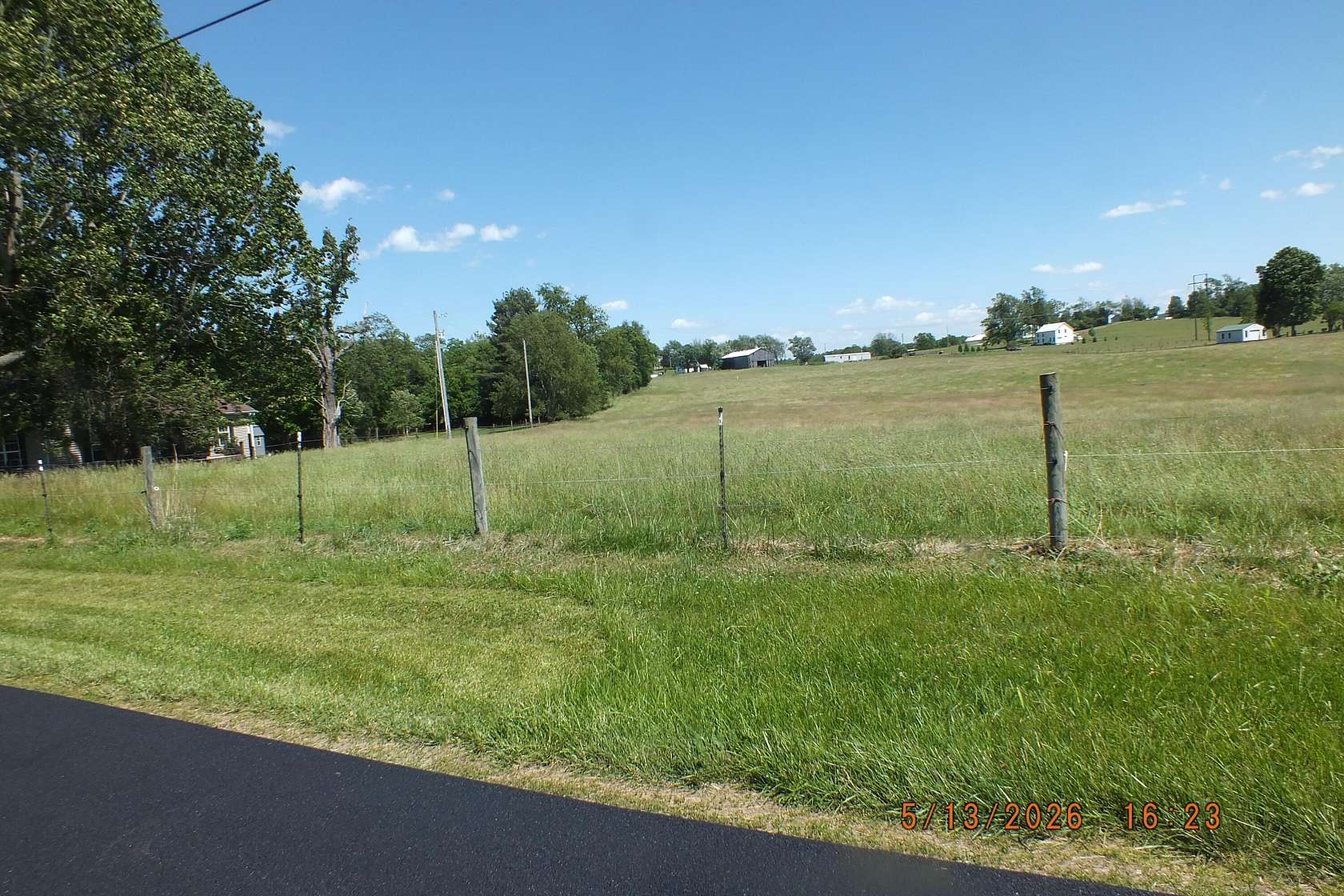 2.4 Acres of Residential Land for Sale in Versailles, Kentucky