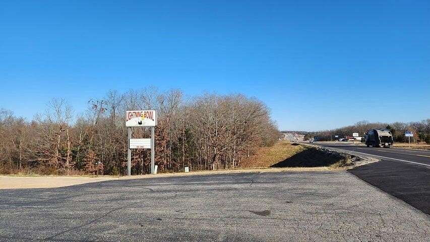 5.9 Acres of Commercial Land for Sale in West Plains, Missouri
