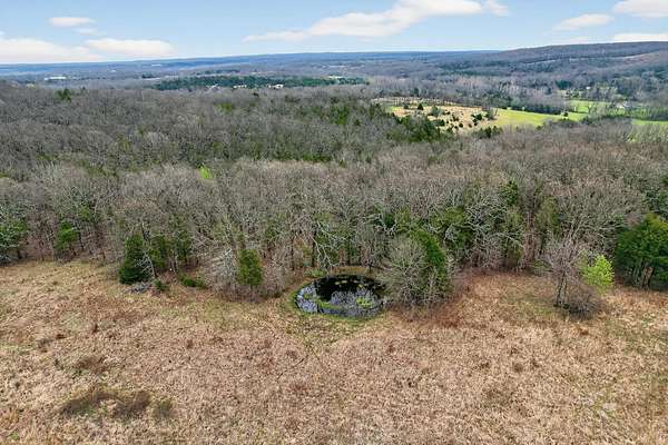 23 Acres of Recreational & Residential Land for Sale in Richland, Missouri