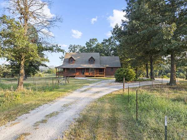 28.5 Acres of Land with Home for Sale in Harrison, Arkansas