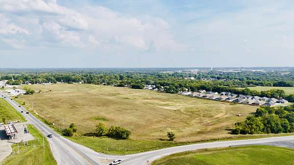 38 Acres of Mixed-Use Land for Sale in Duenweg, Missouri