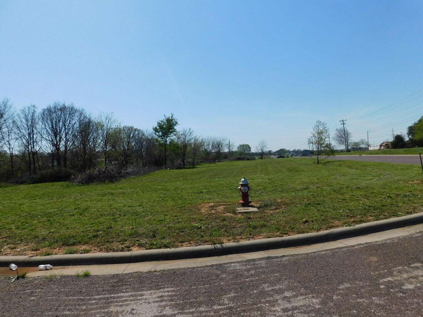 1 Acre of Mixed-Use Land for Sale in Monett, Missouri