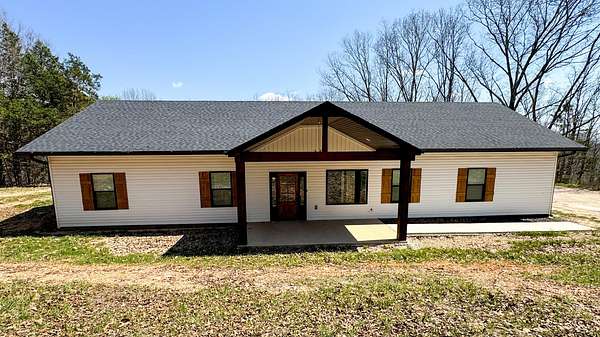 3.5 Acres of Land with Home for Sale in Galena, Missouri