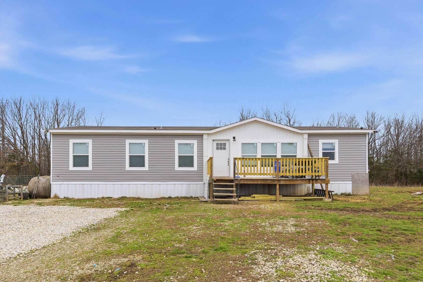 19.8 Acres of Land with Home for Sale in Buffalo, Missouri