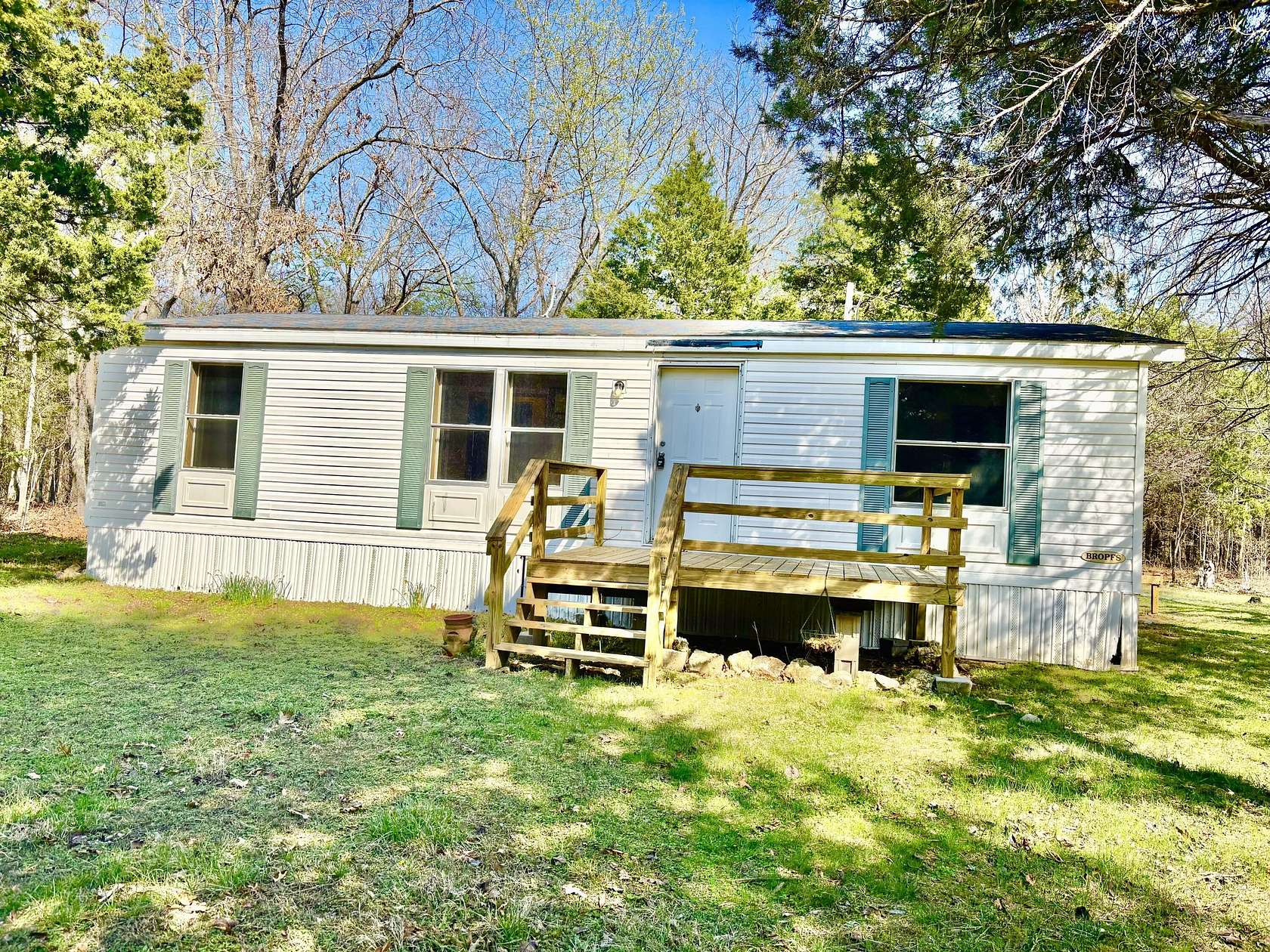 1.5 Acres of Land with Home for Sale in Cedarcreek, Missouri