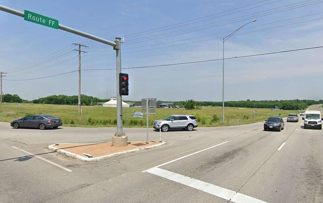 1.24 Acres of Commercial Land for Sale in Battlefield, Missouri